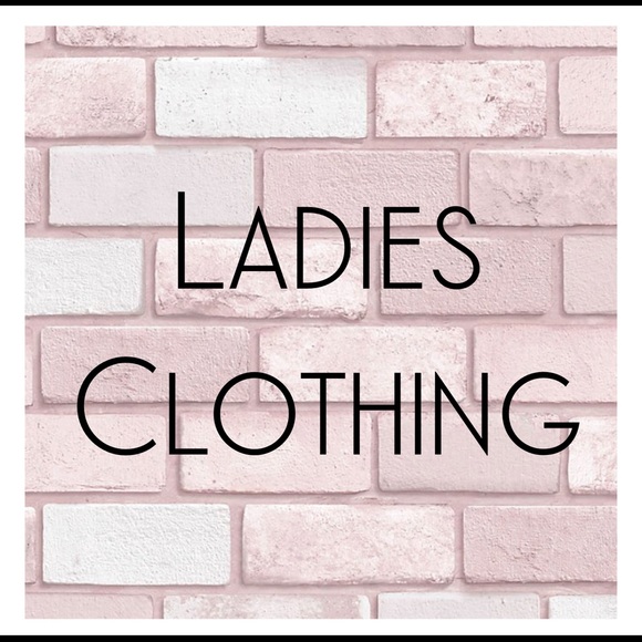 Ladies Clothing - Picture 1 of 1
